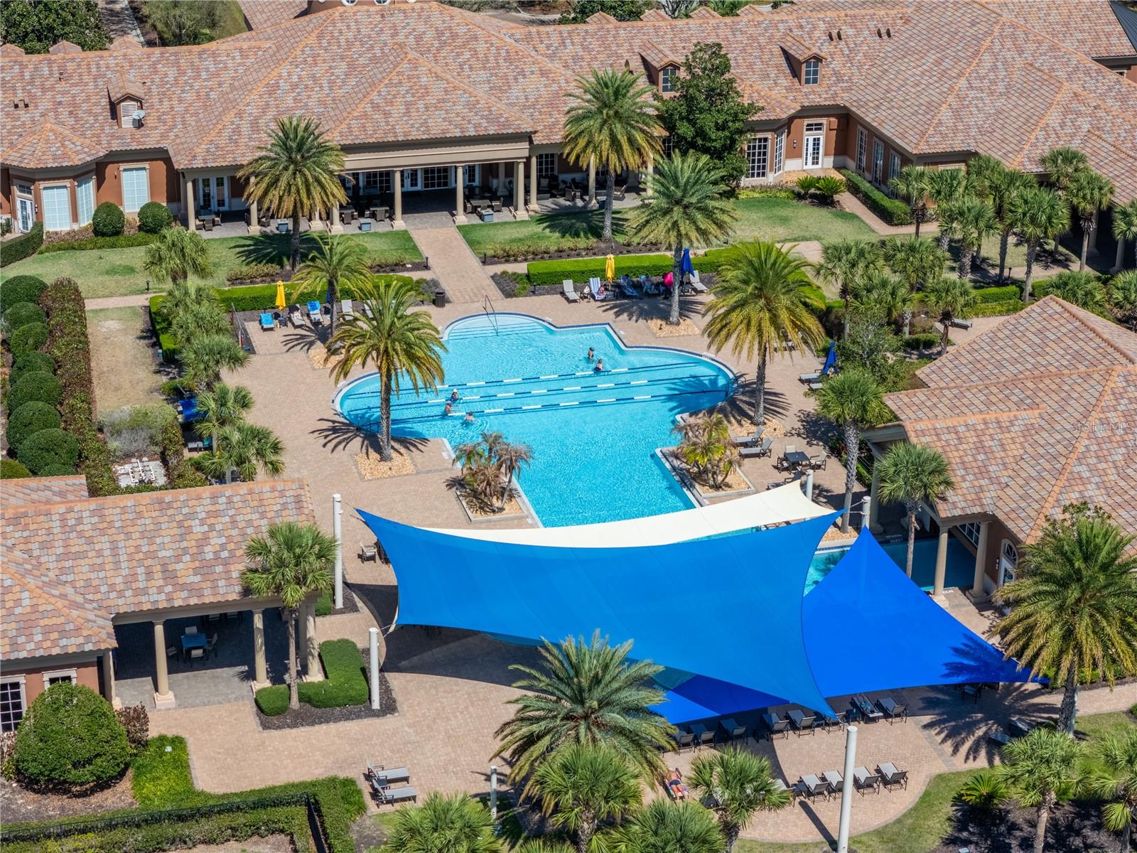 CASCADES/GROVELAND-PH 5 (TRILOGY) - Residential