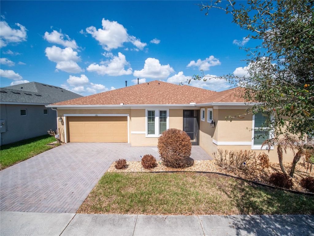 Photo of 164 Silver Maple Road, Groveland, FL 34736 (MLS # O6389244)