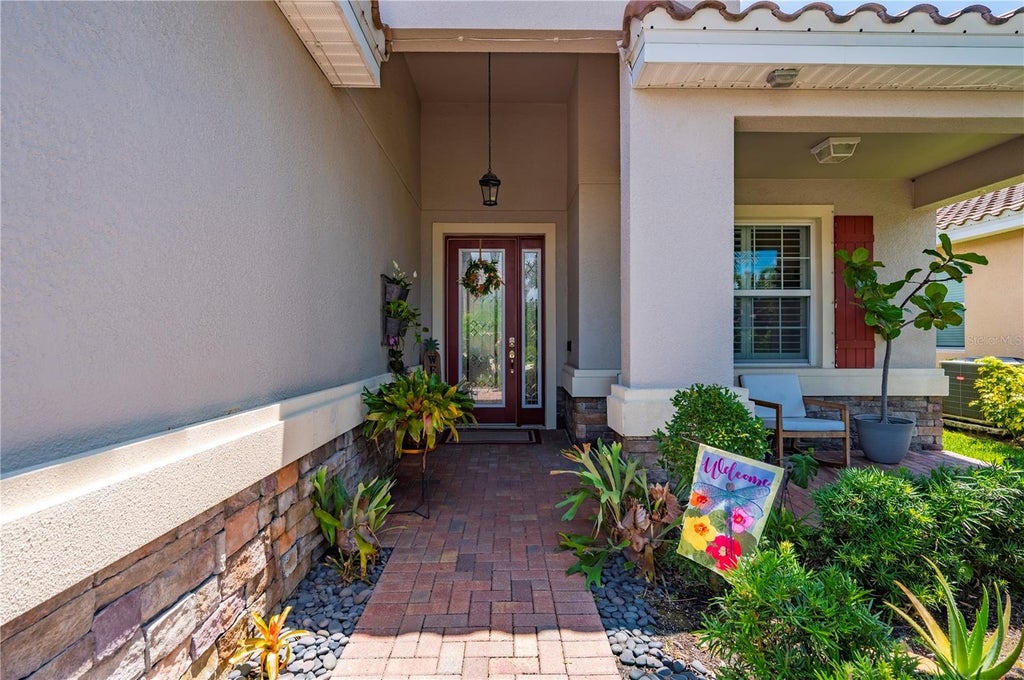 Photo of 3006 Oriole Drive, Sarasota, FL 34243 (MLS # C7526767)