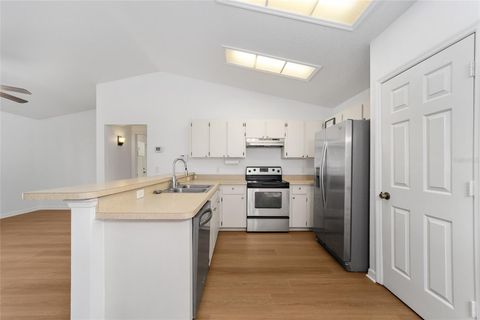 Tiny photo for 7184 Hemlock Loop, Ocala, FL 34472 (MLS # OM724541)