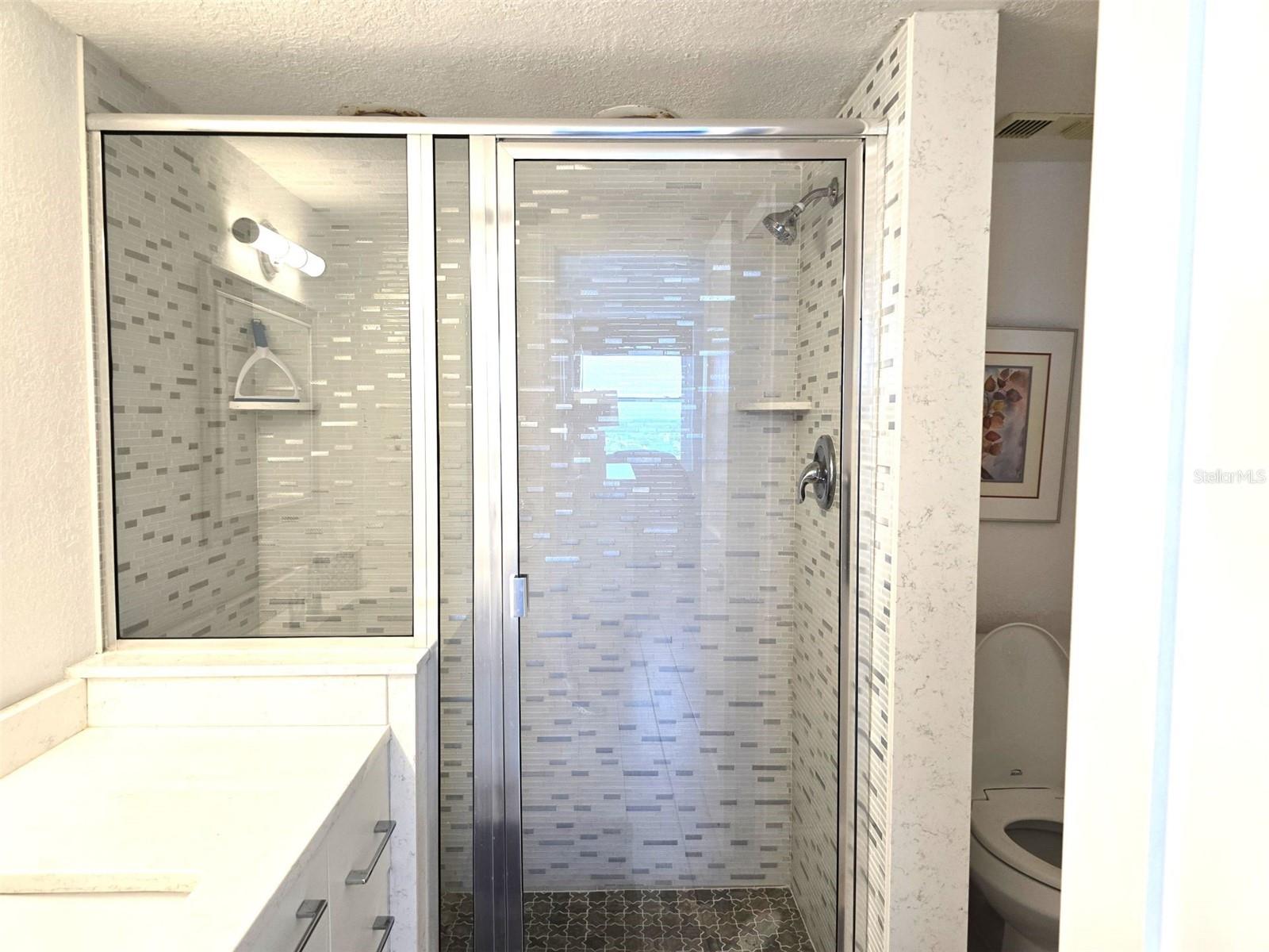 CLUB REDINGTON CONDO THE - Residential Lease