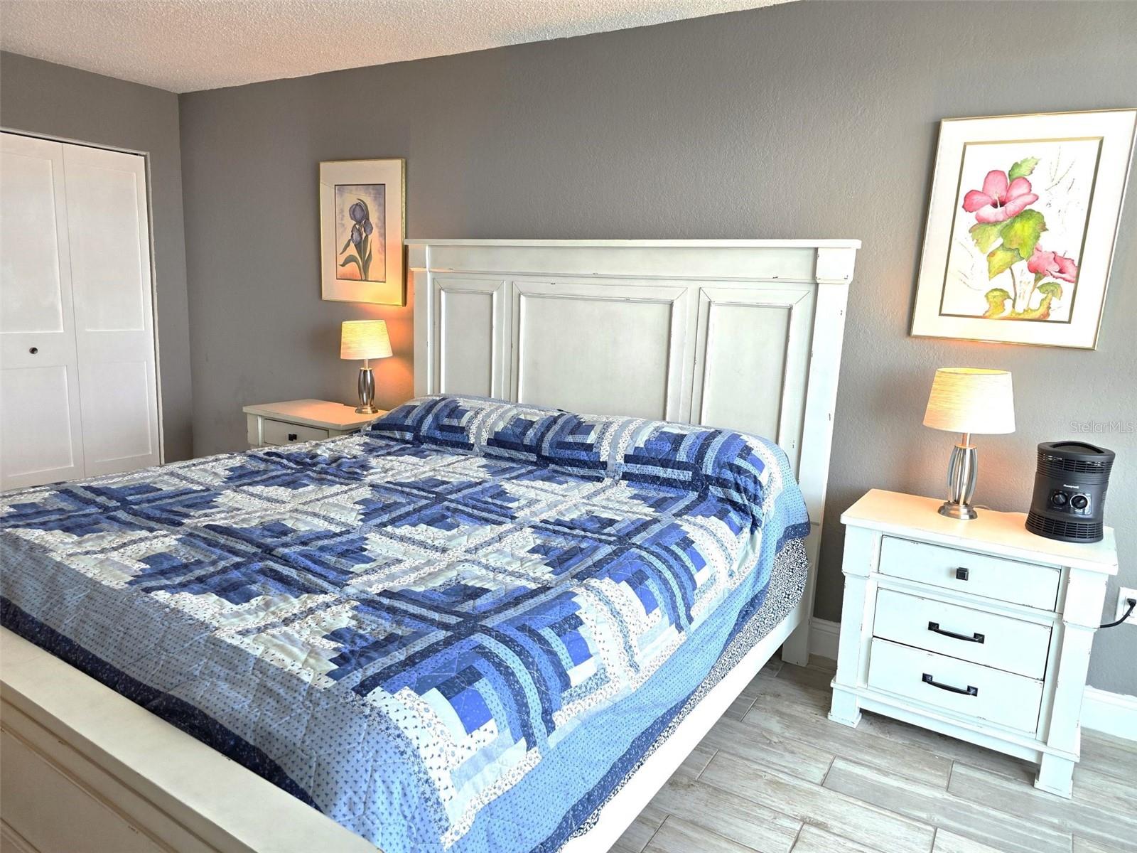 CLUB REDINGTON CONDO THE - Residential Lease