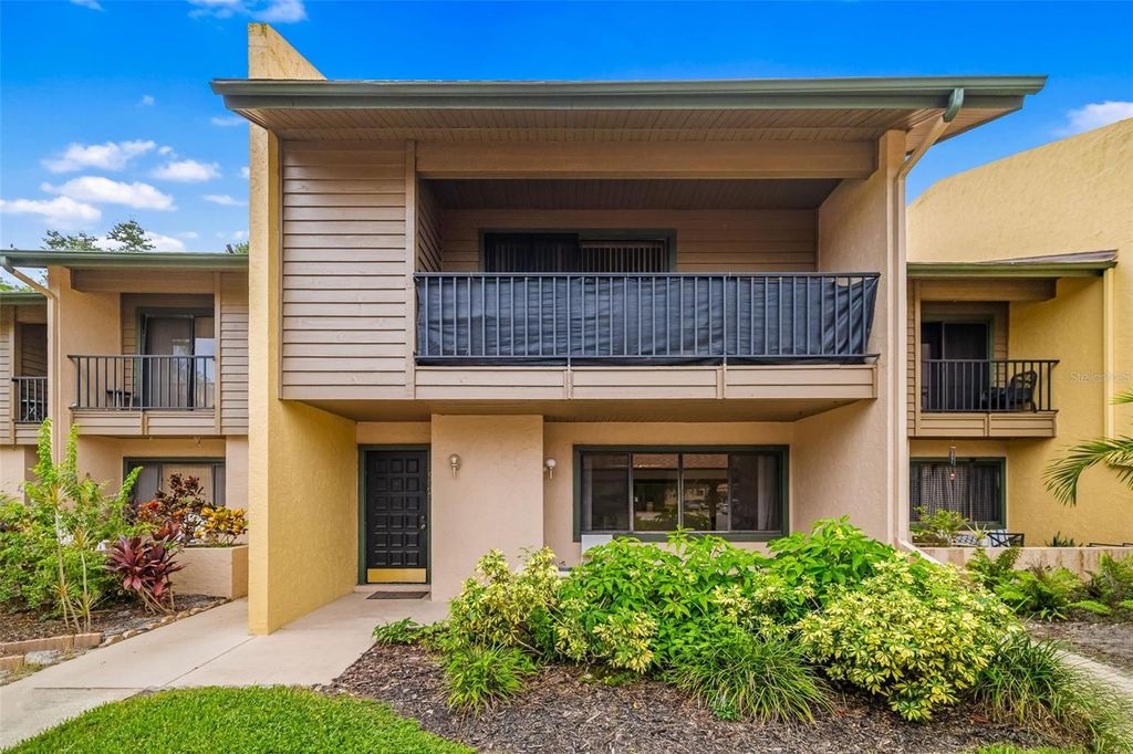 Photo of 972 Sunridge Drive #972, Sarasota, FL 34234 (MLS # A4666291)