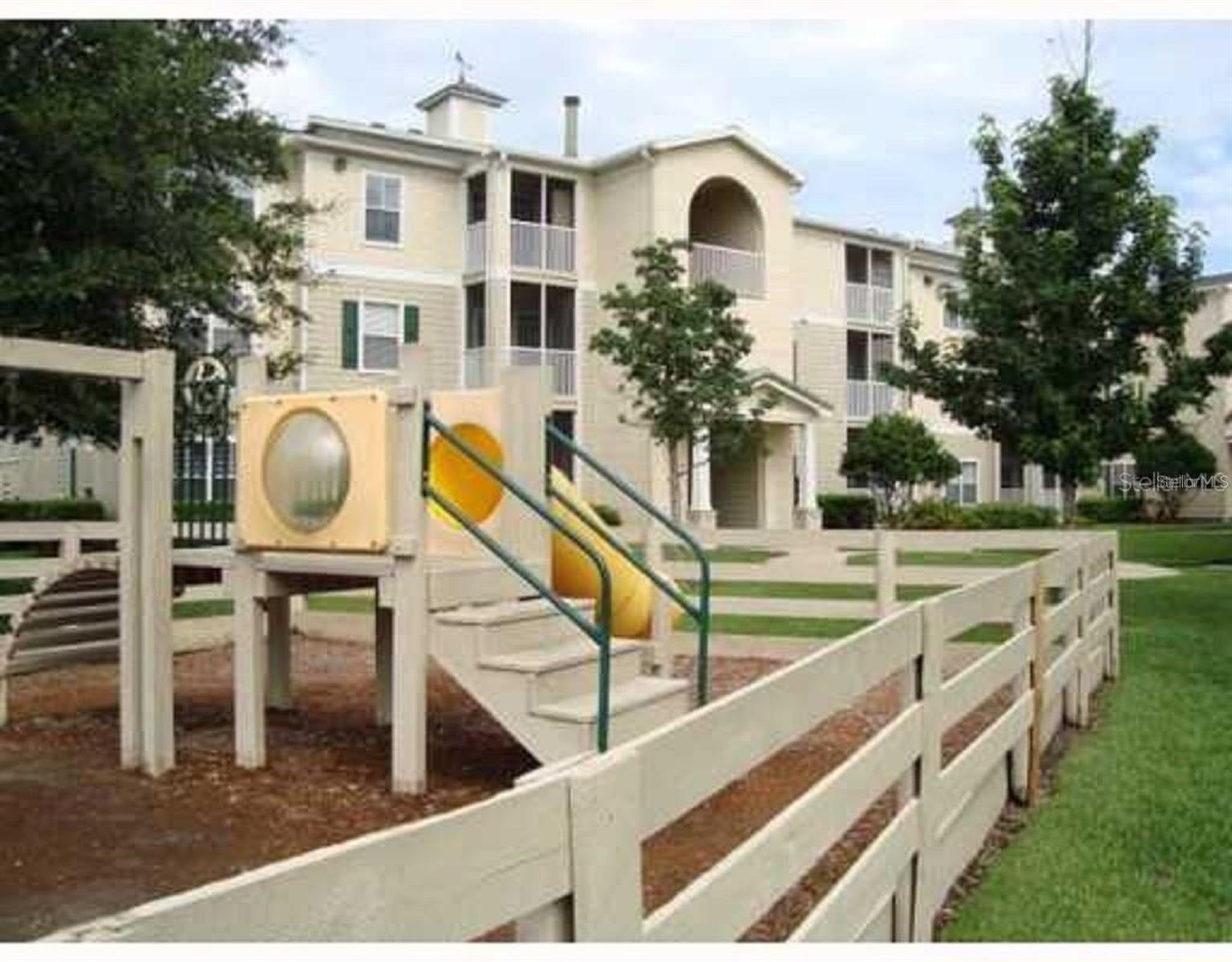 EQUESTRIAN PARC AT HIGHWOODS P - Residential Lease