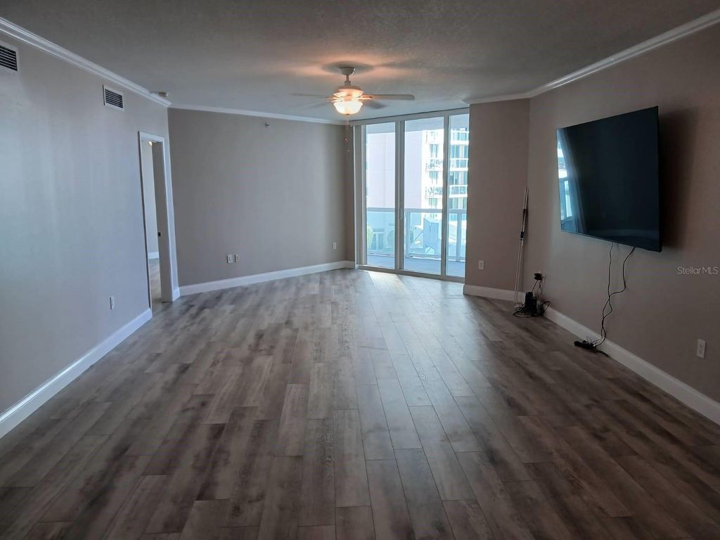 Photo of 231 Riverside Drive #308-1, Daytona Beach, FL 32117 (MLS # O6388735)