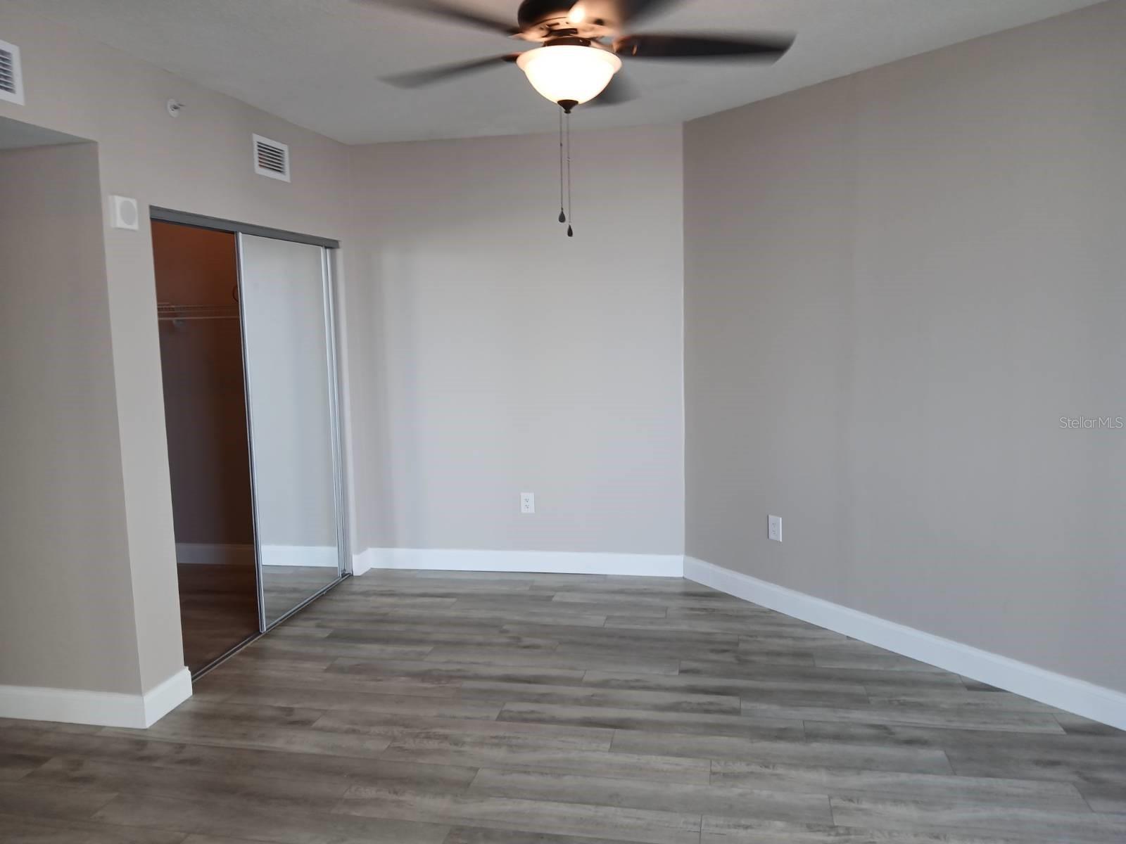 MARINA GRANDE ON HALIFAX - Residential