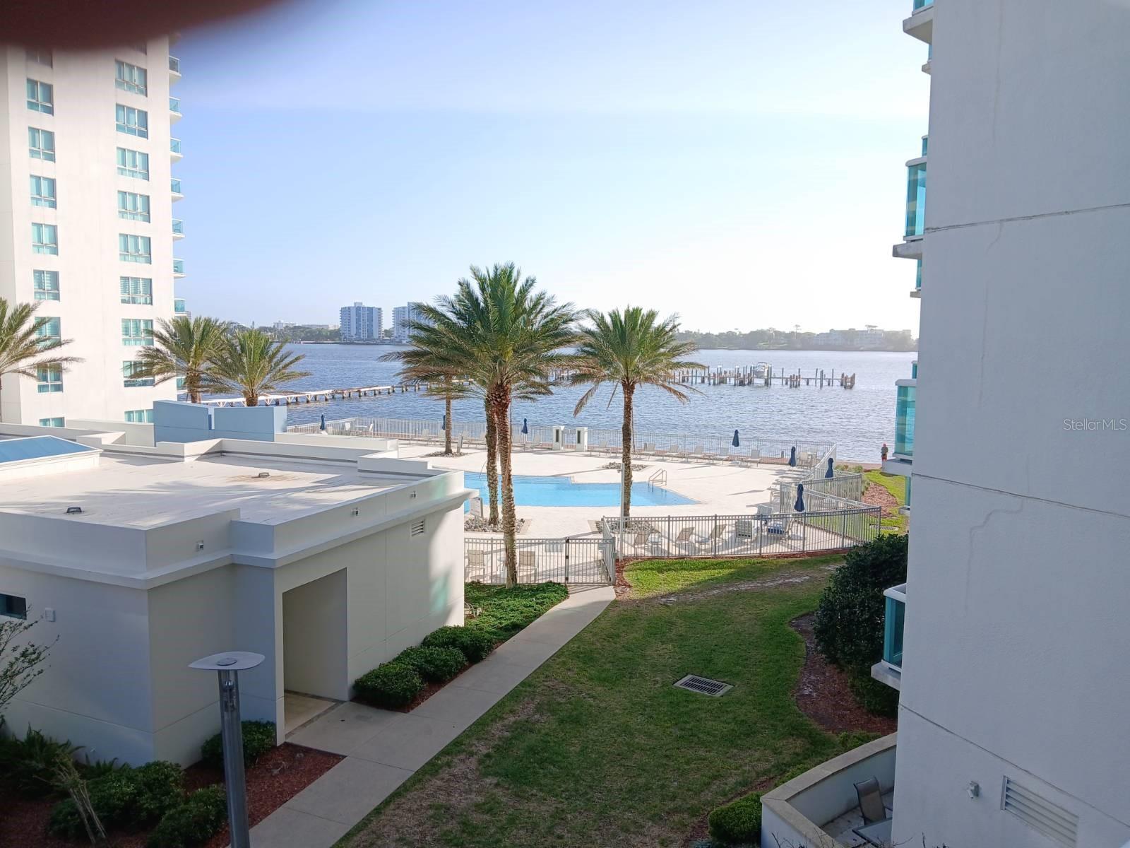 MARINA GRANDE ON HALIFAX - Residential