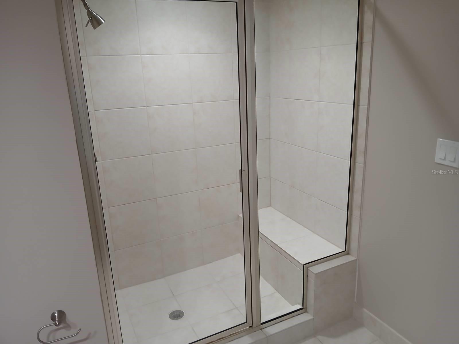 MARINA GRANDE ON HALIFAX - Residential