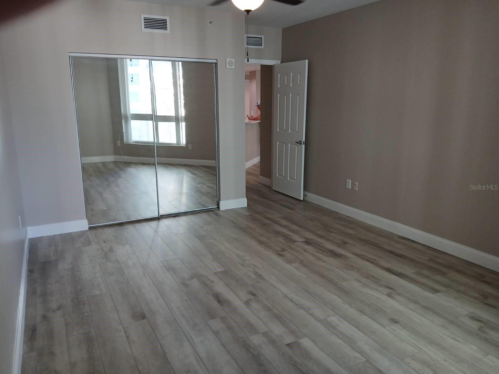 MARINA GRANDE ON HALIFAX - Residential