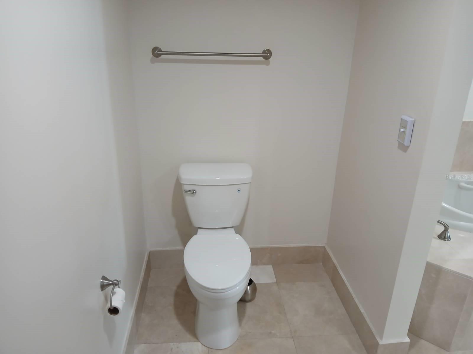 MARINA GRANDE ON HALIFAX - Residential