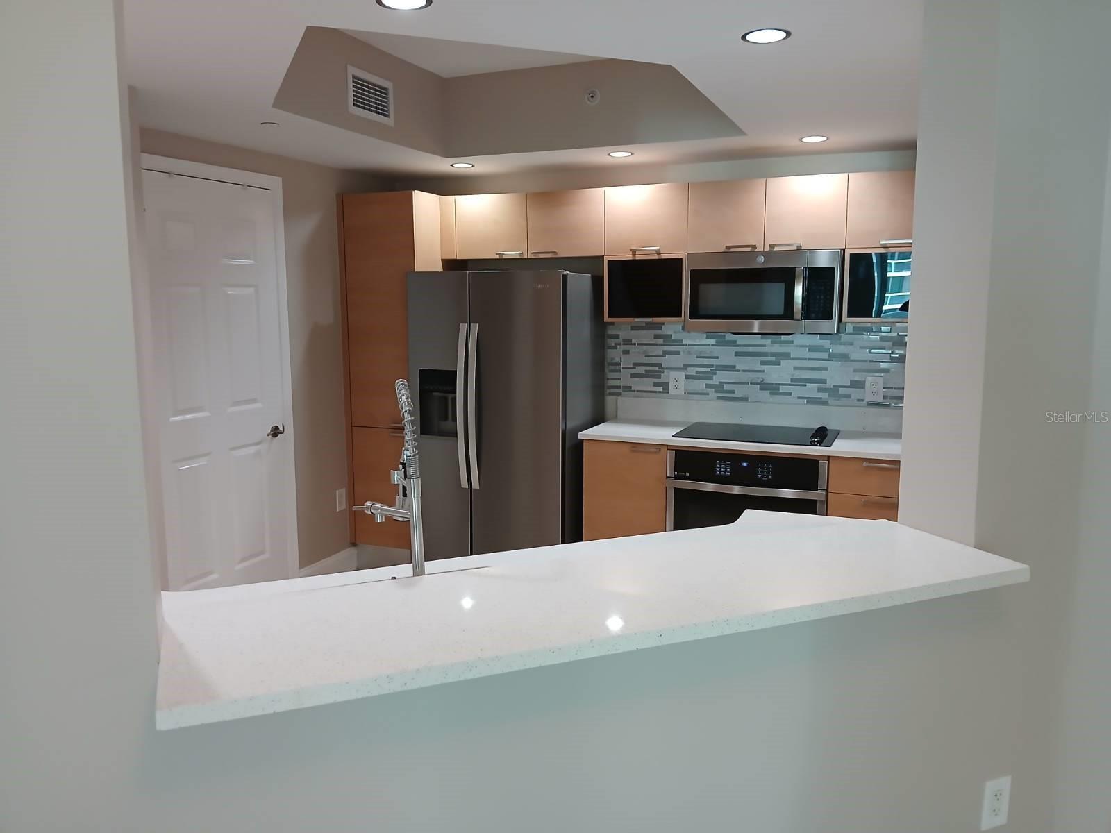 MARINA GRANDE ON HALIFAX - Residential