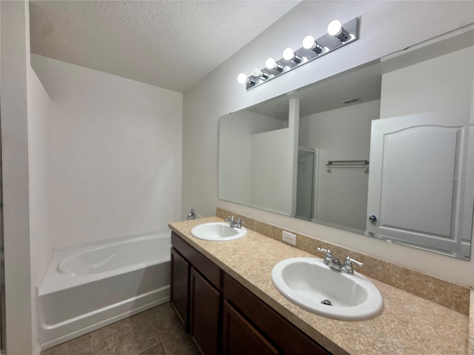 ANTHEM PARK PH 3A - Residential Lease