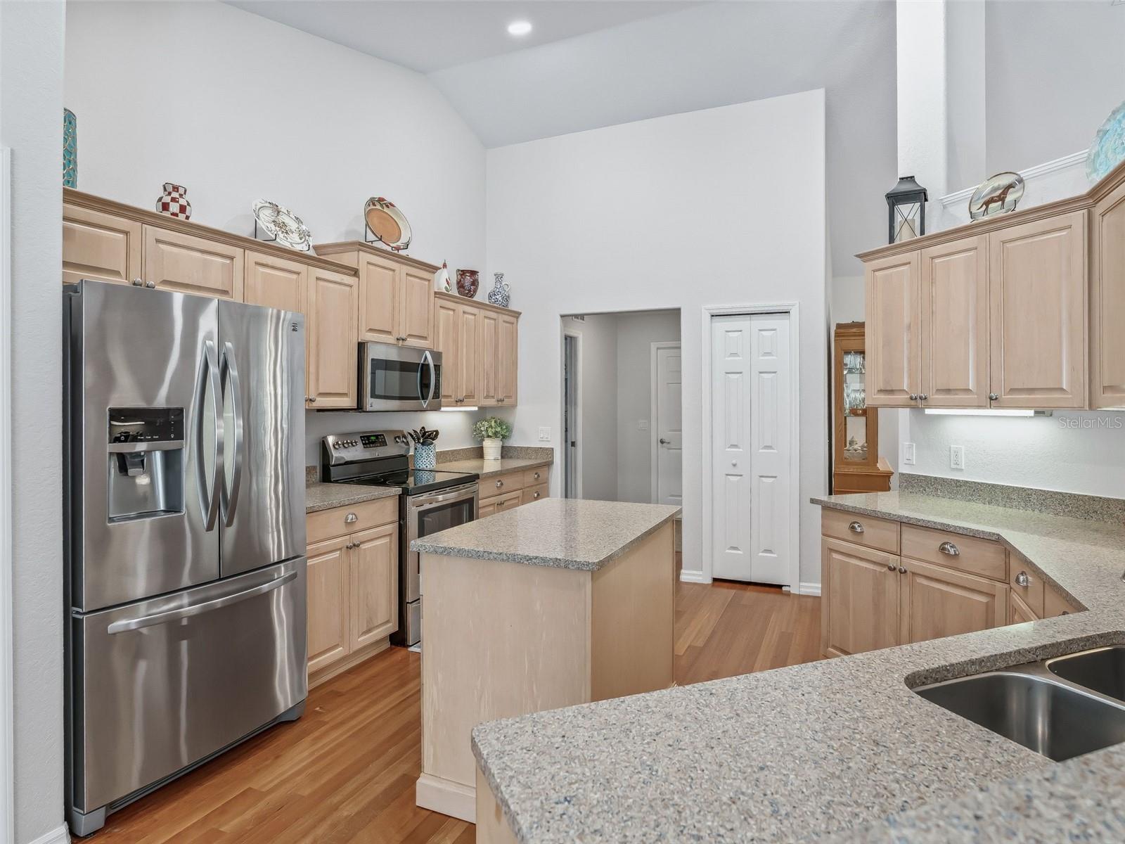 MEADOW WOOD FARMS - Residential