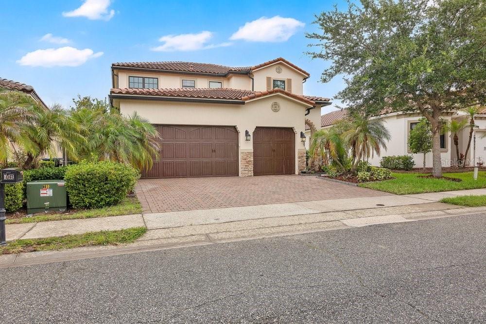 10459 STAPELEY DRIVE