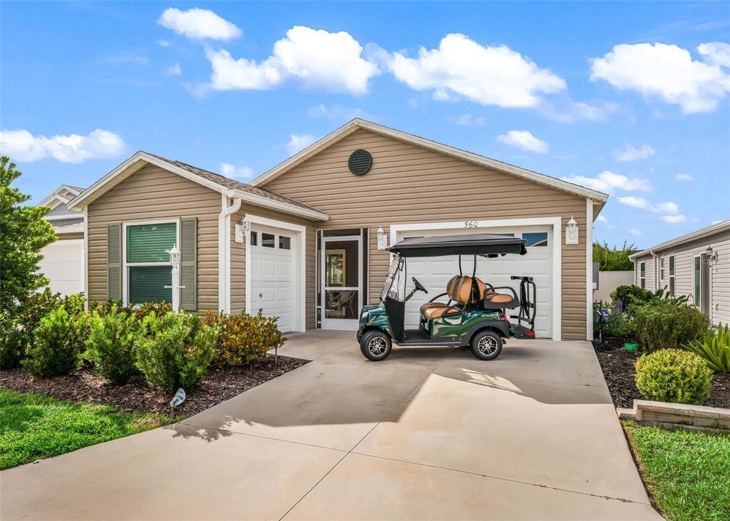 Photo of 560 Kimberly Street, The Villages, FL 32163 (MLS # G5118197)