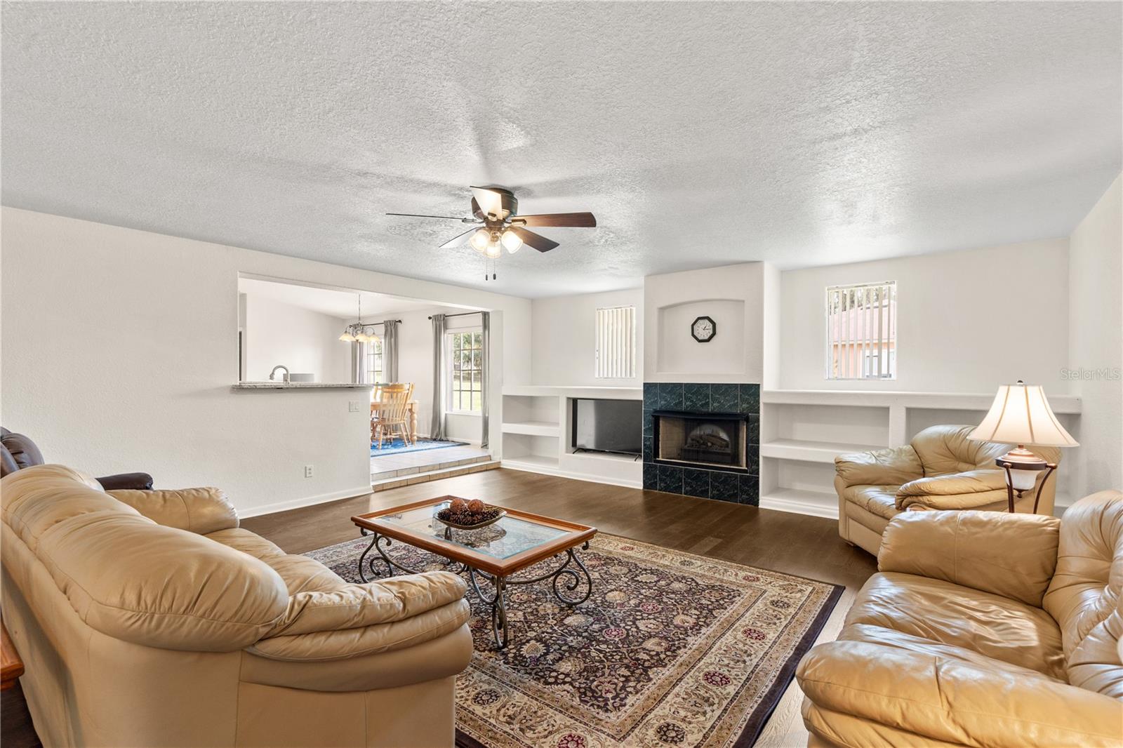 MASCOTTE SITTLERS SHORES - Residential