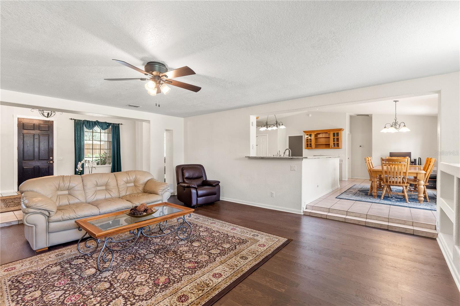 MASCOTTE SITTLERS SHORES - Residential