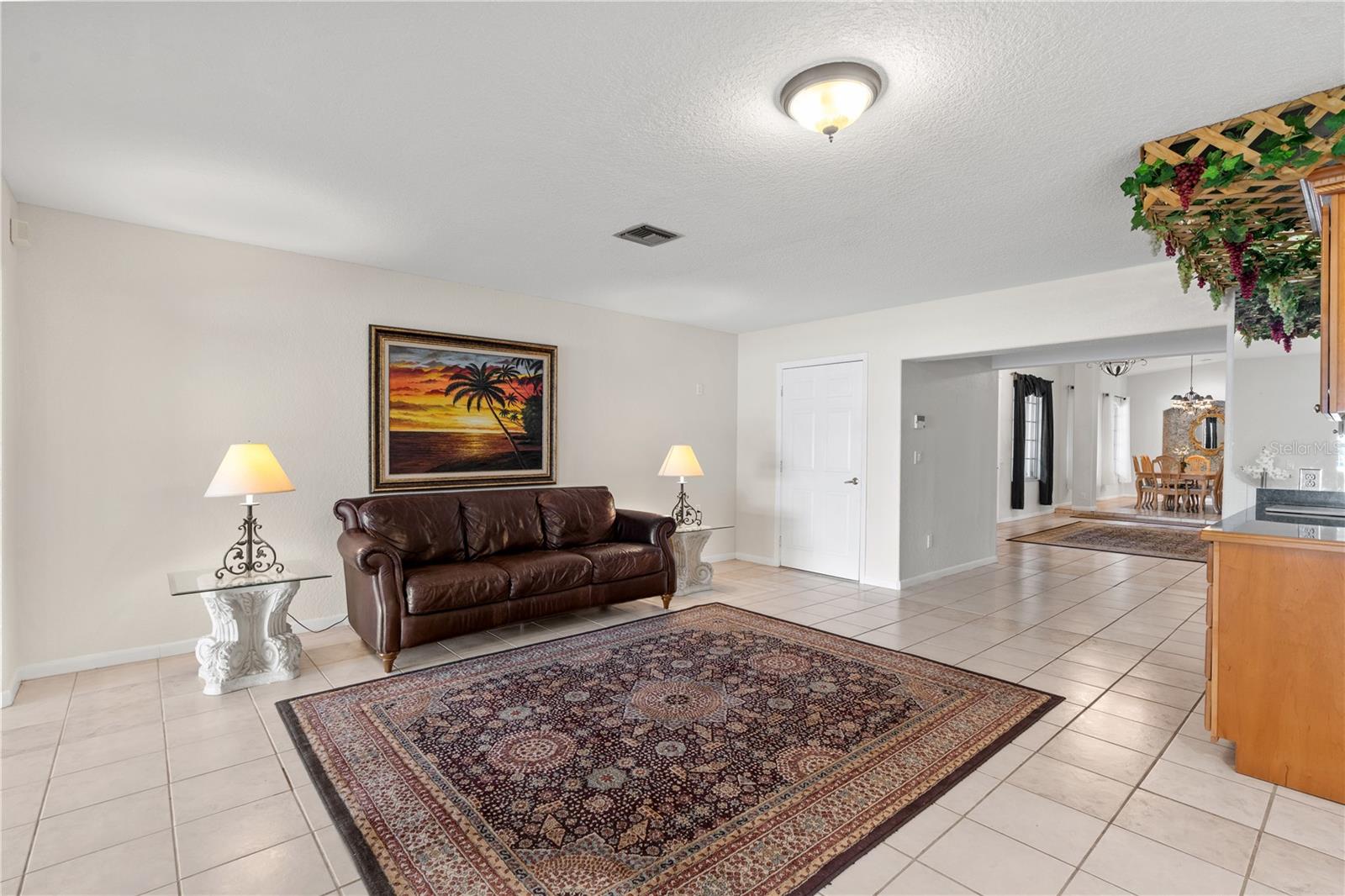 MASCOTTE SITTLERS SHORES - Residential