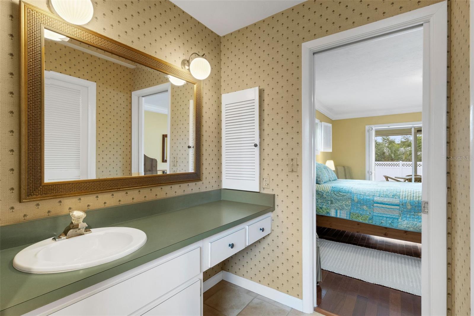 GULF GATE - Residential