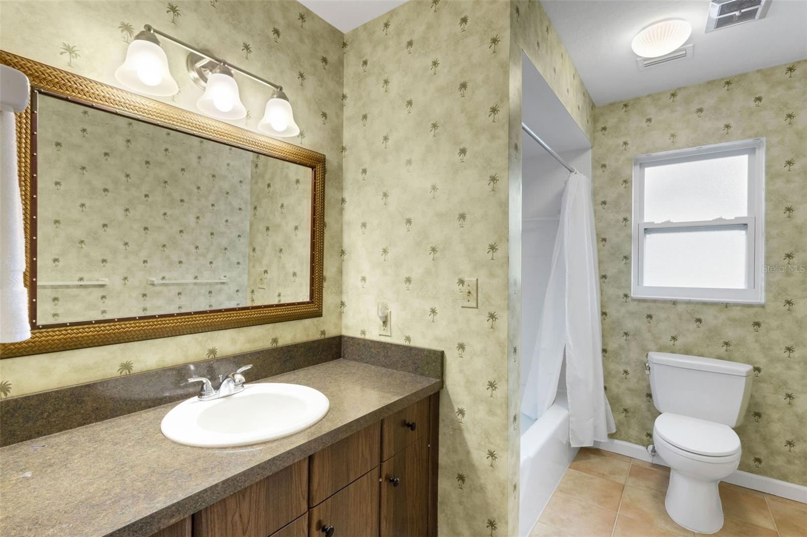 GULF GATE - Residential