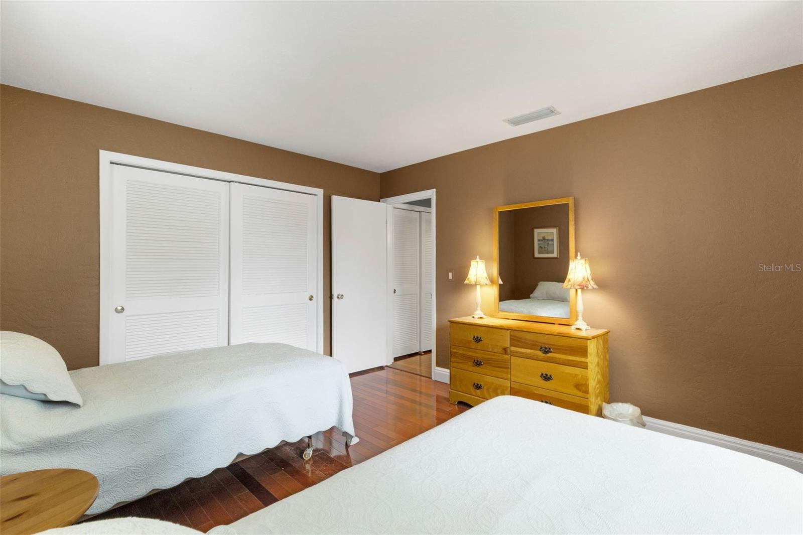 GULF GATE - Residential