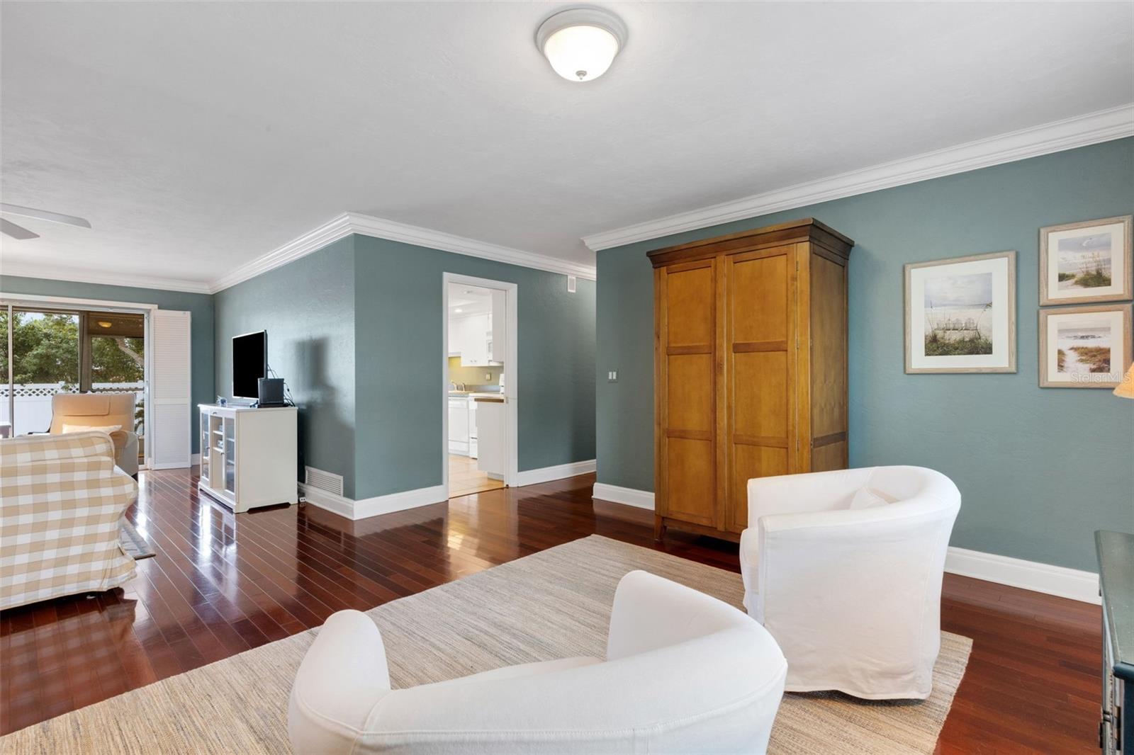 GULF GATE - Residential