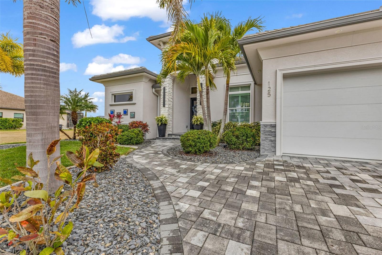 PUNTA GORDA ISLES SEC 11 - Residential