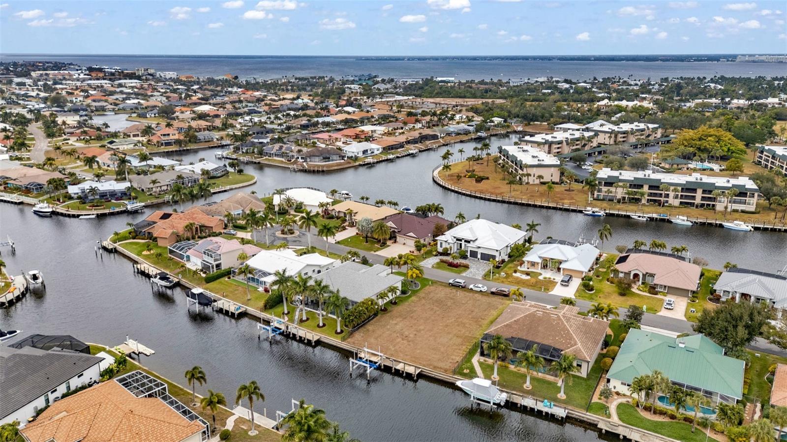 PUNTA GORDA ISLES SEC 11 - Residential