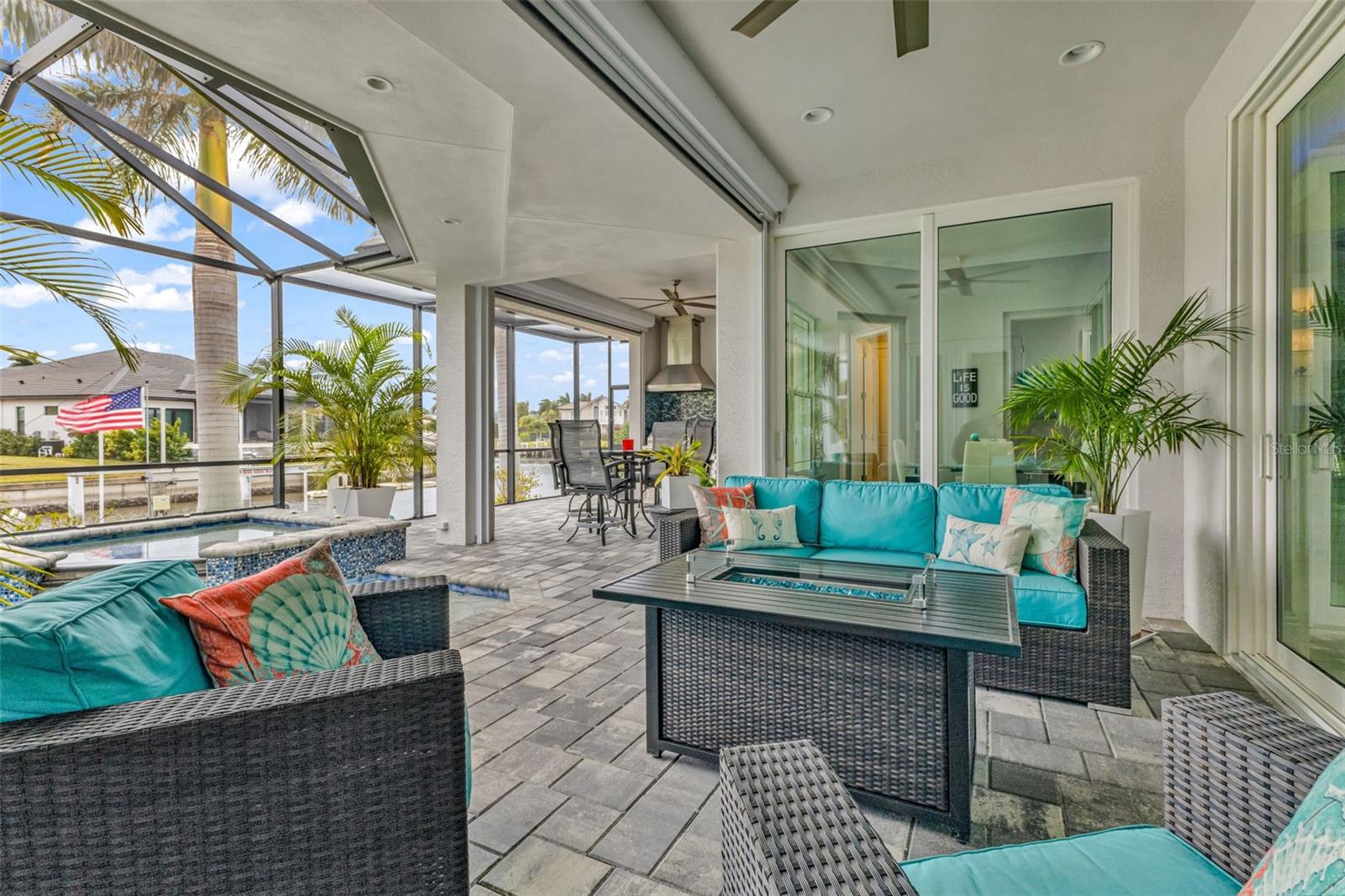 PUNTA GORDA ISLES SEC 11 - Residential