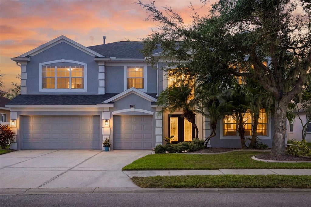 Photo of 4255 67th Avenue Circle E, Sarasota, FL 34243 (MLS # A4700735)