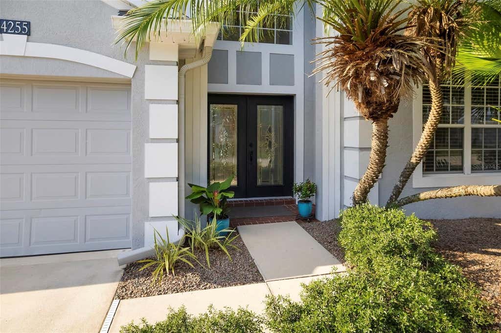 Photo of 4255 67th Avenue Circle E, Sarasota, FL 34243 (MLS # A4700735)