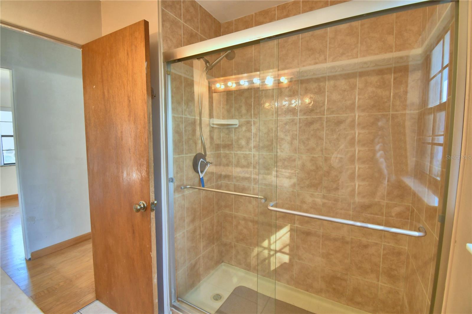 CODDINGTON - Residential