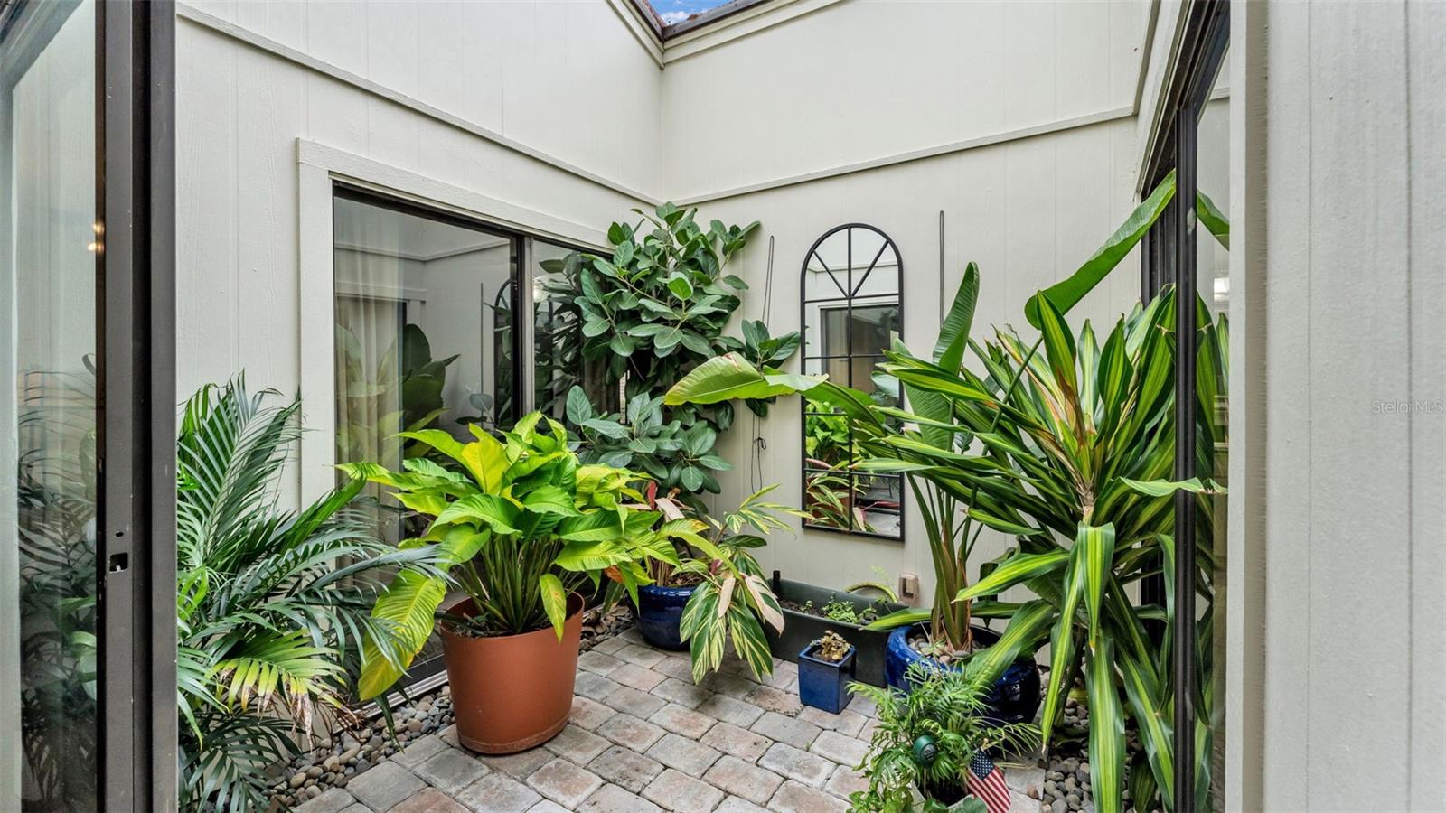 CANYON LAKE VILLAS - Residential