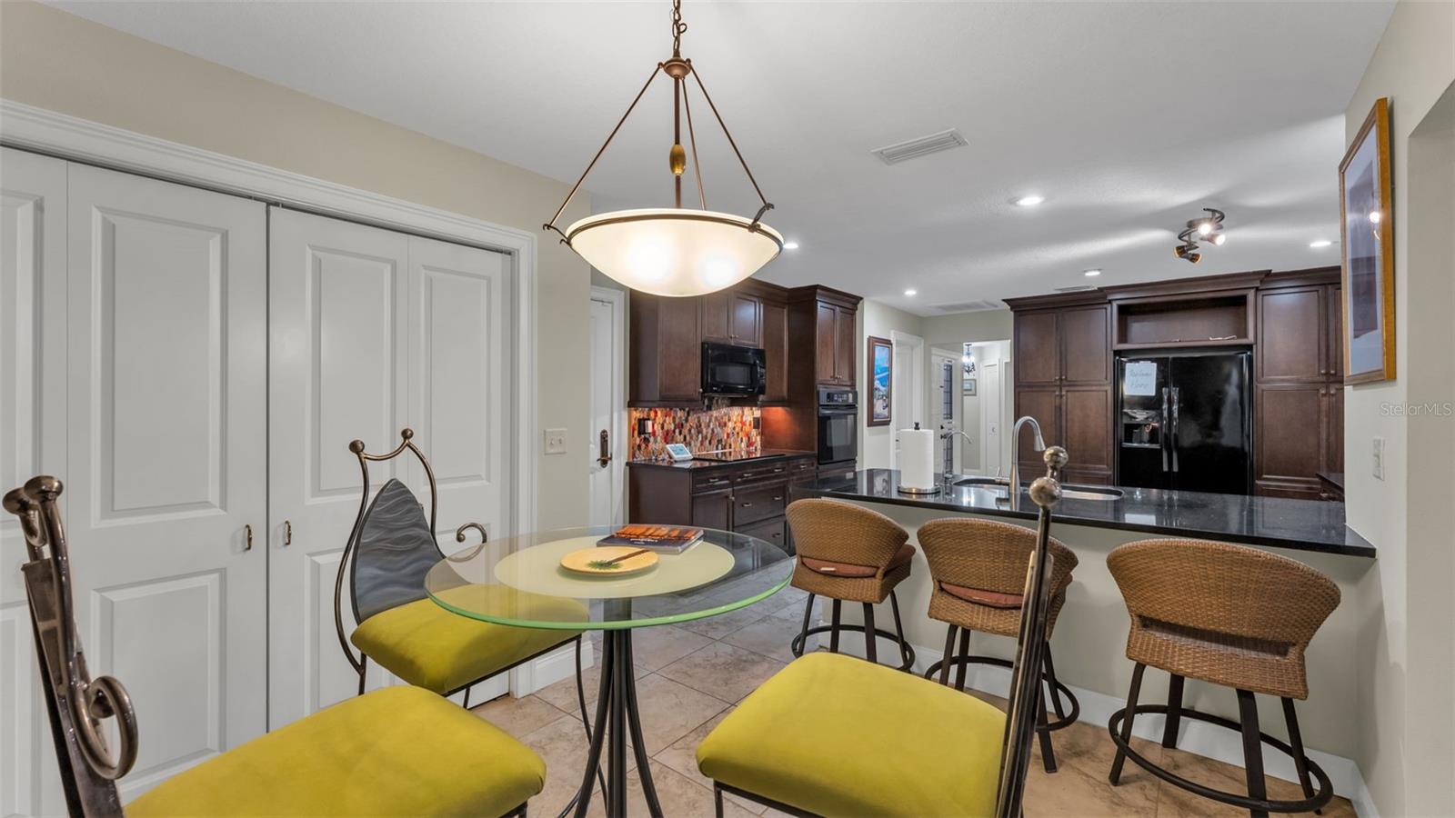 CANYON LAKE VILLAS - Residential