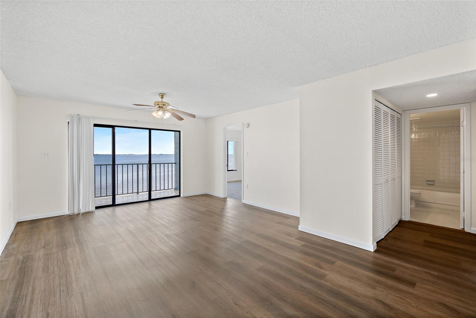 DELESPINE ON INDIAN RIVER - Residential