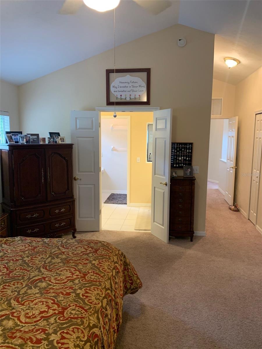 MADISON SQUARE - Residential Lease