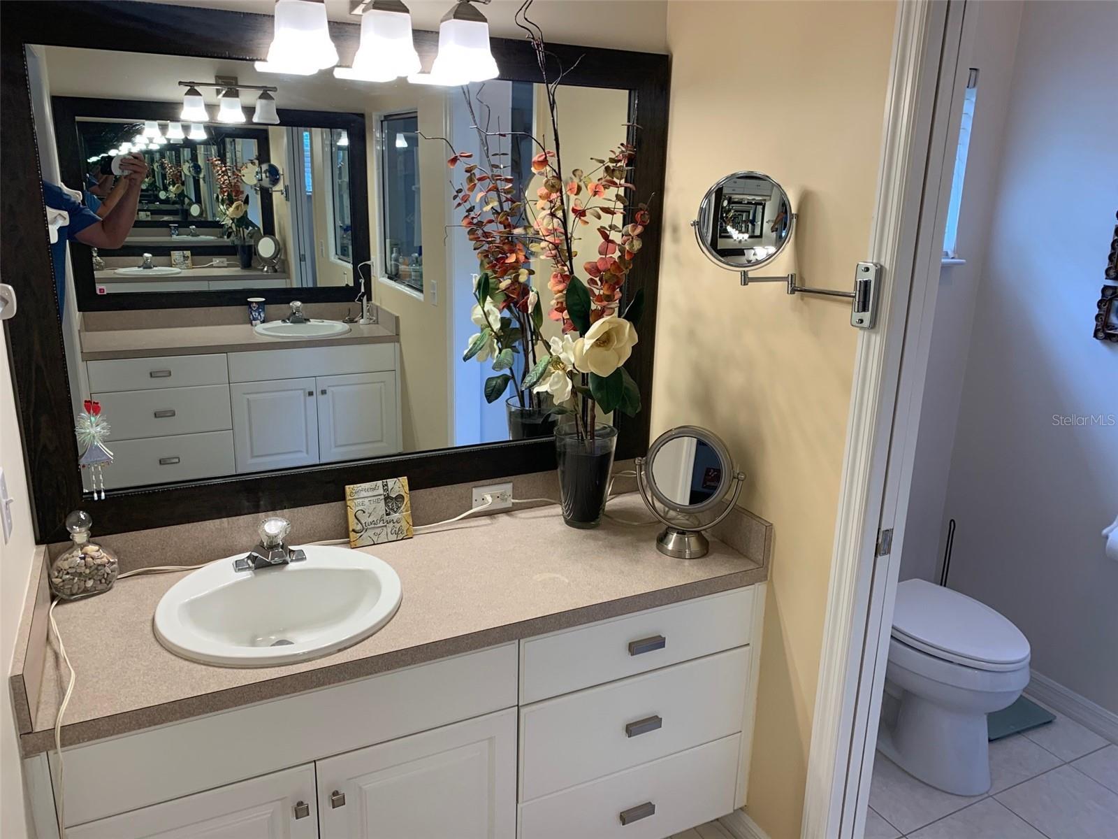 MADISON SQUARE - Residential Lease