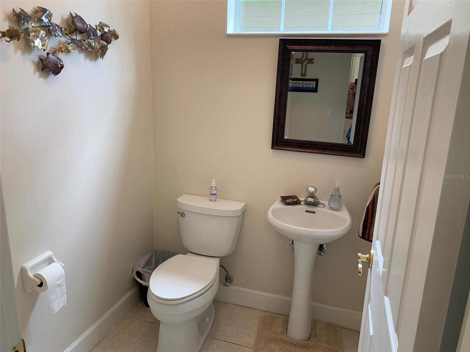 MADISON SQUARE - Residential Lease