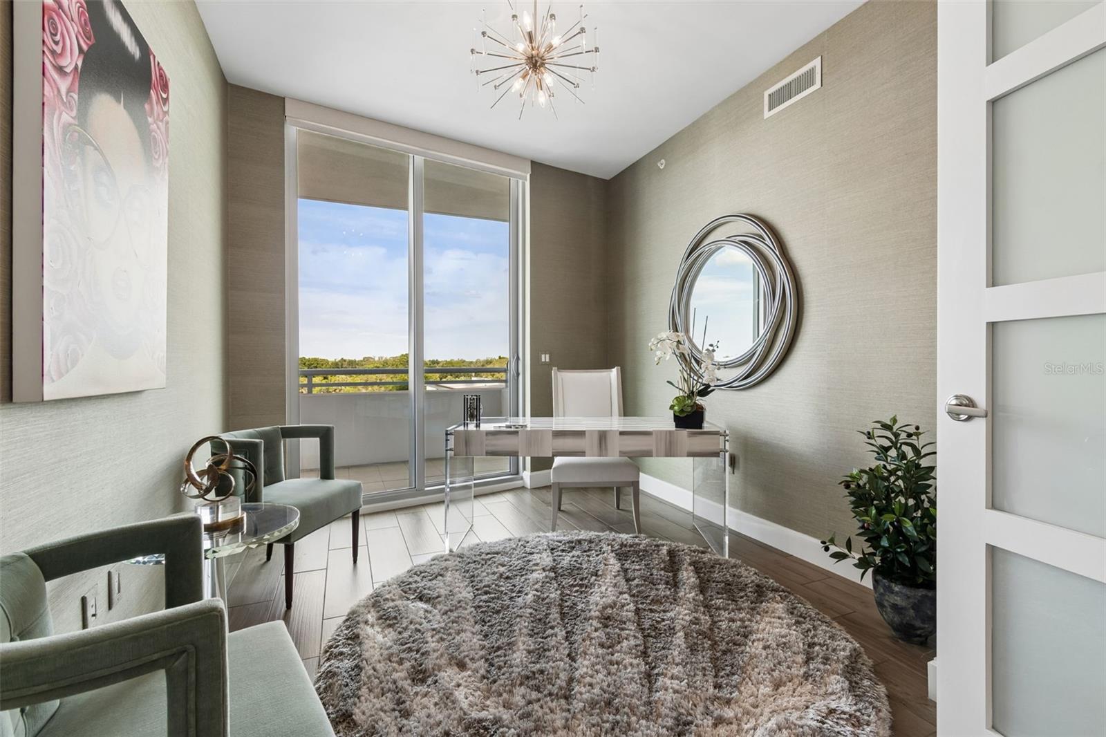 VIRAGE BAYSHORE - Residential
