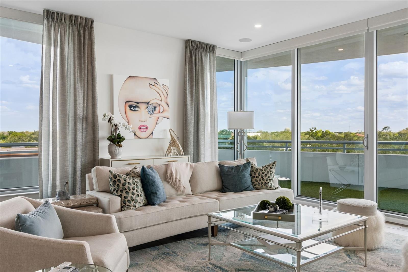 VIRAGE BAYSHORE - Residential