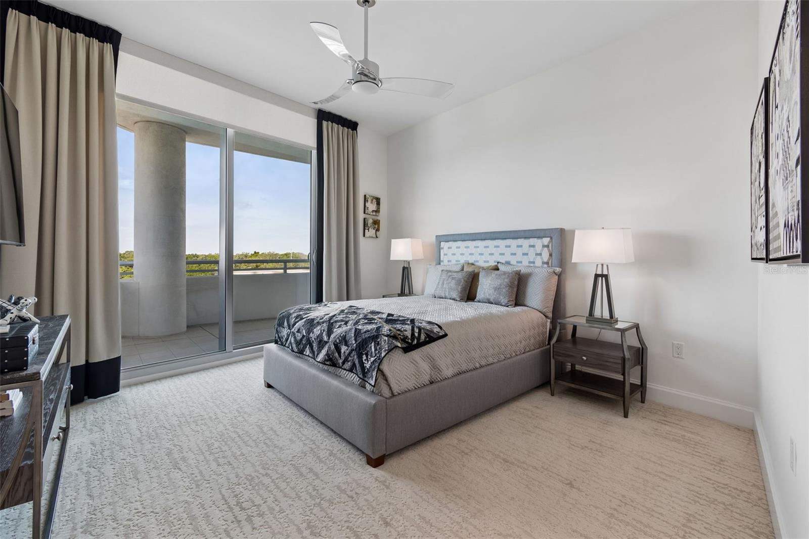 VIRAGE BAYSHORE - Residential