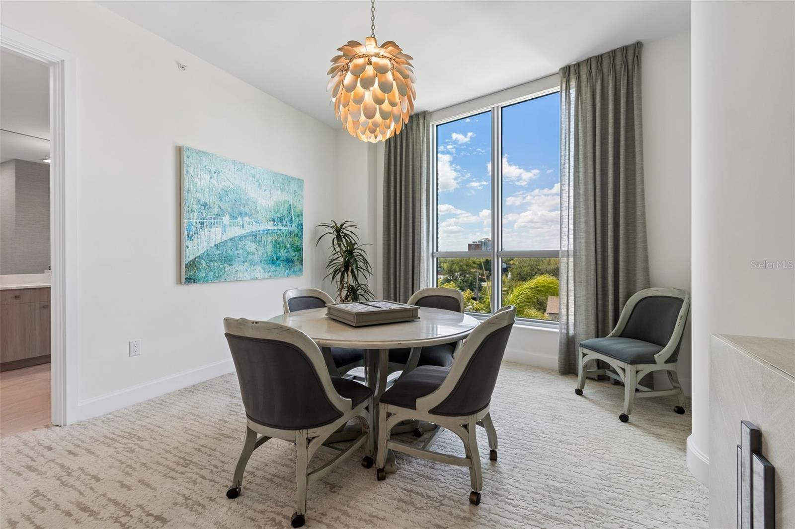 VIRAGE BAYSHORE - Residential