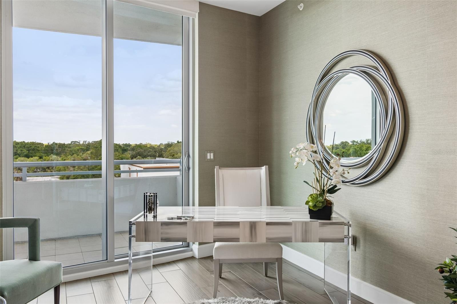 VIRAGE BAYSHORE - Residential