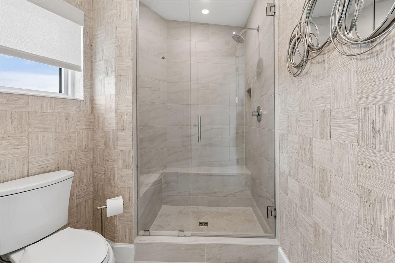 VIRAGE BAYSHORE - Residential