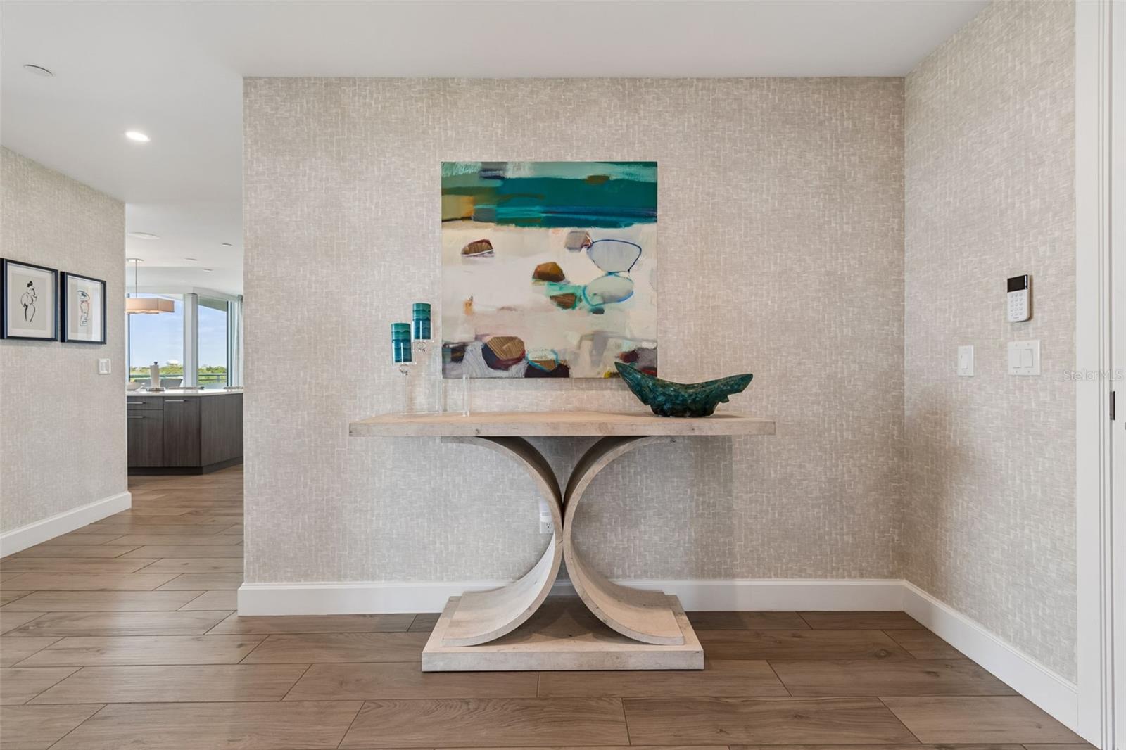 VIRAGE BAYSHORE - Residential