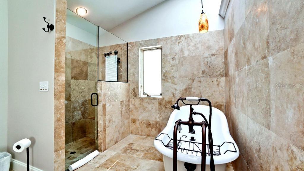 PALMA SOLA BAY ESTATES - Residential