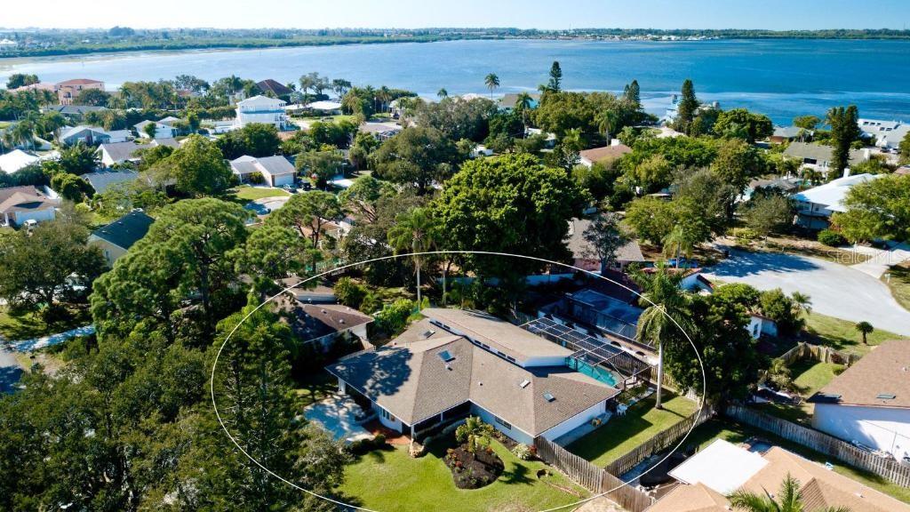 PALMA SOLA BAY ESTATES - Residential