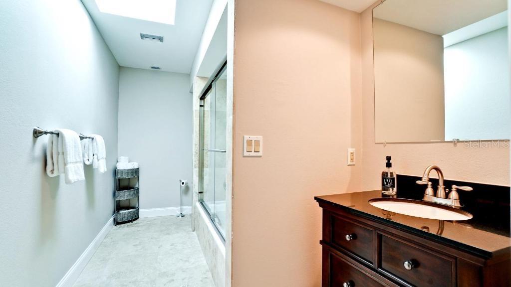 PALMA SOLA BAY ESTATES - Residential