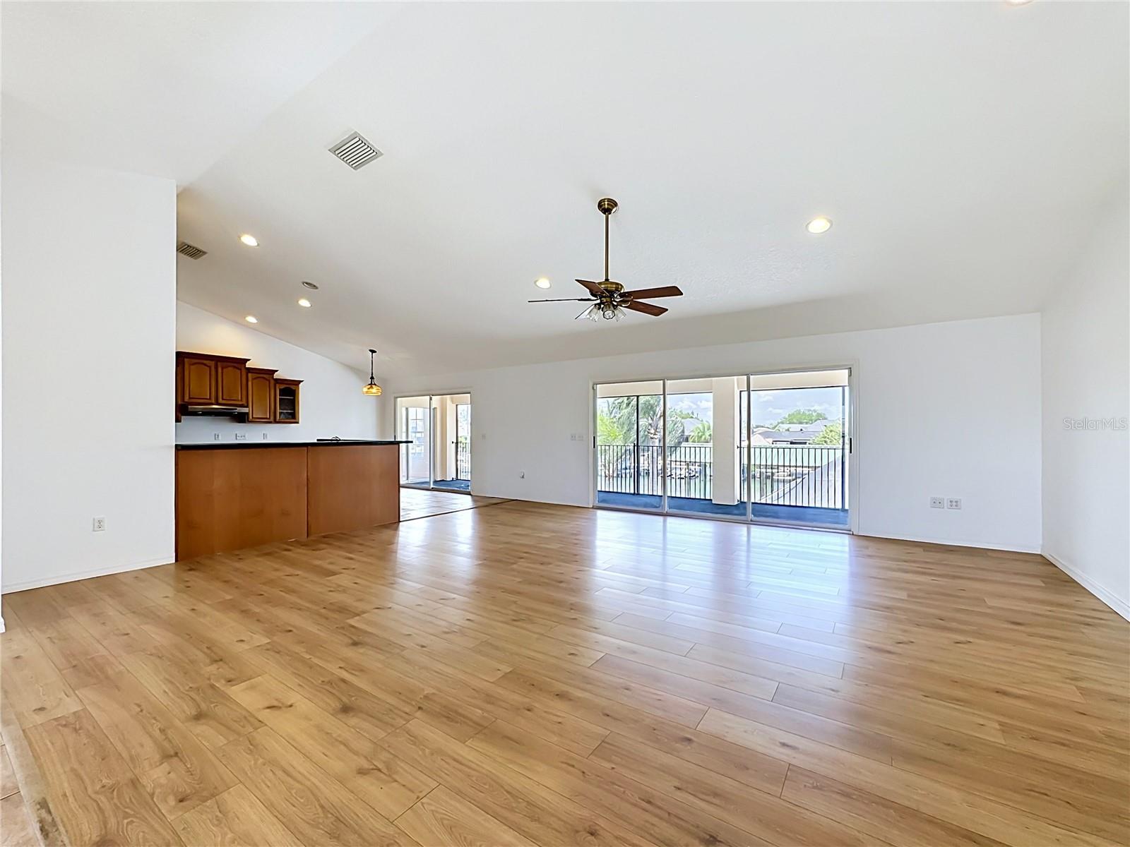 APOLLO BEACH UNIT TWO - Residential