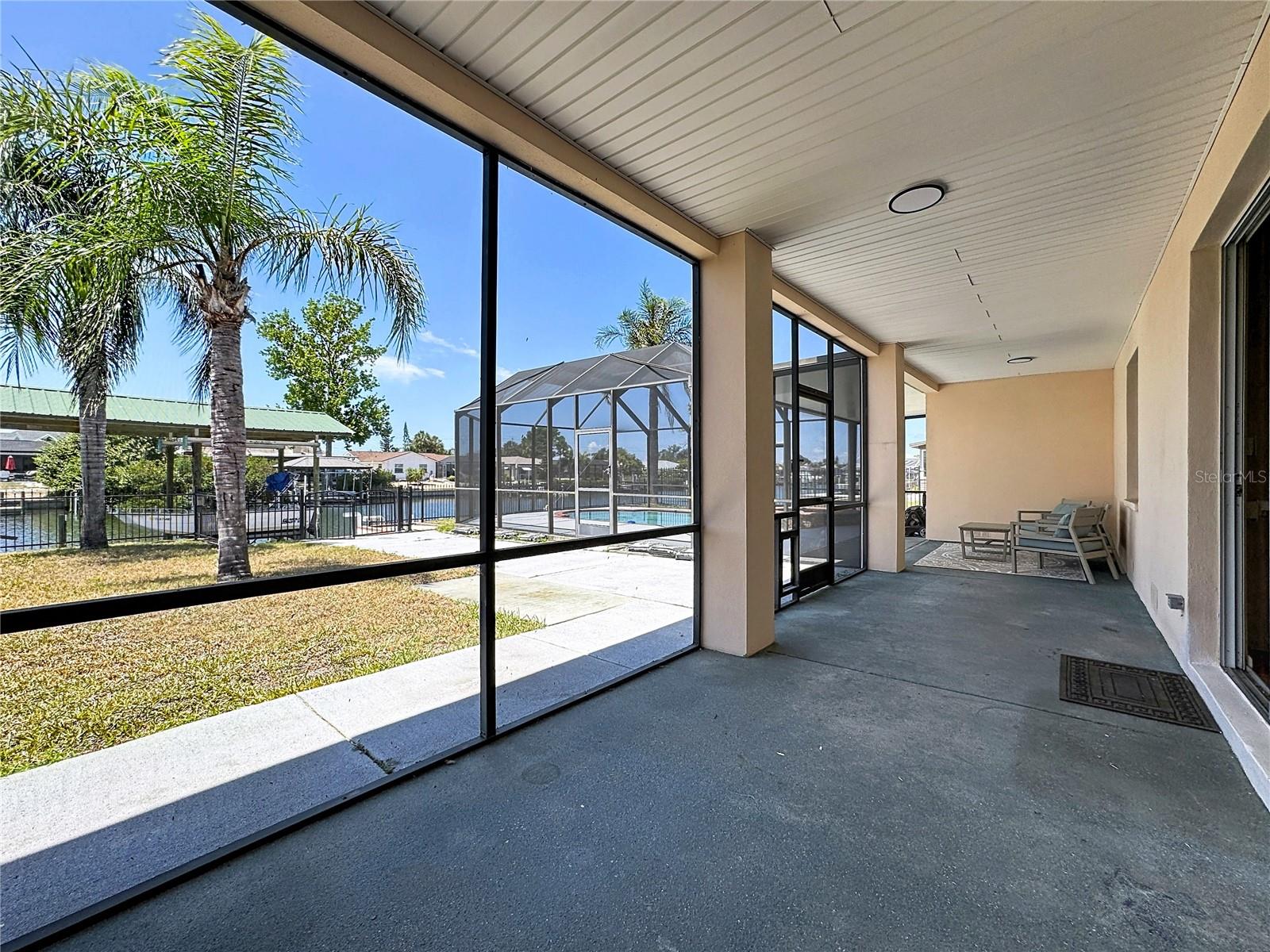 APOLLO BEACH UNIT TWO - Residential